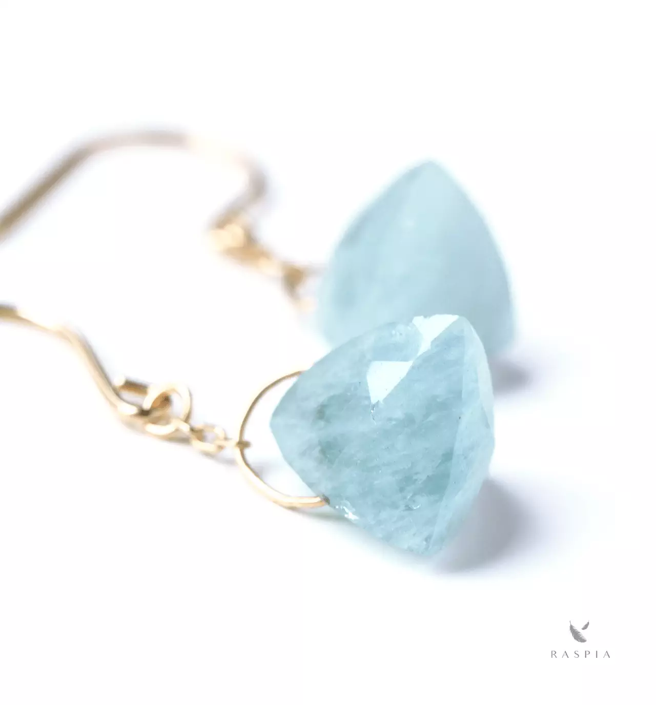 ミルキーアクアマリン