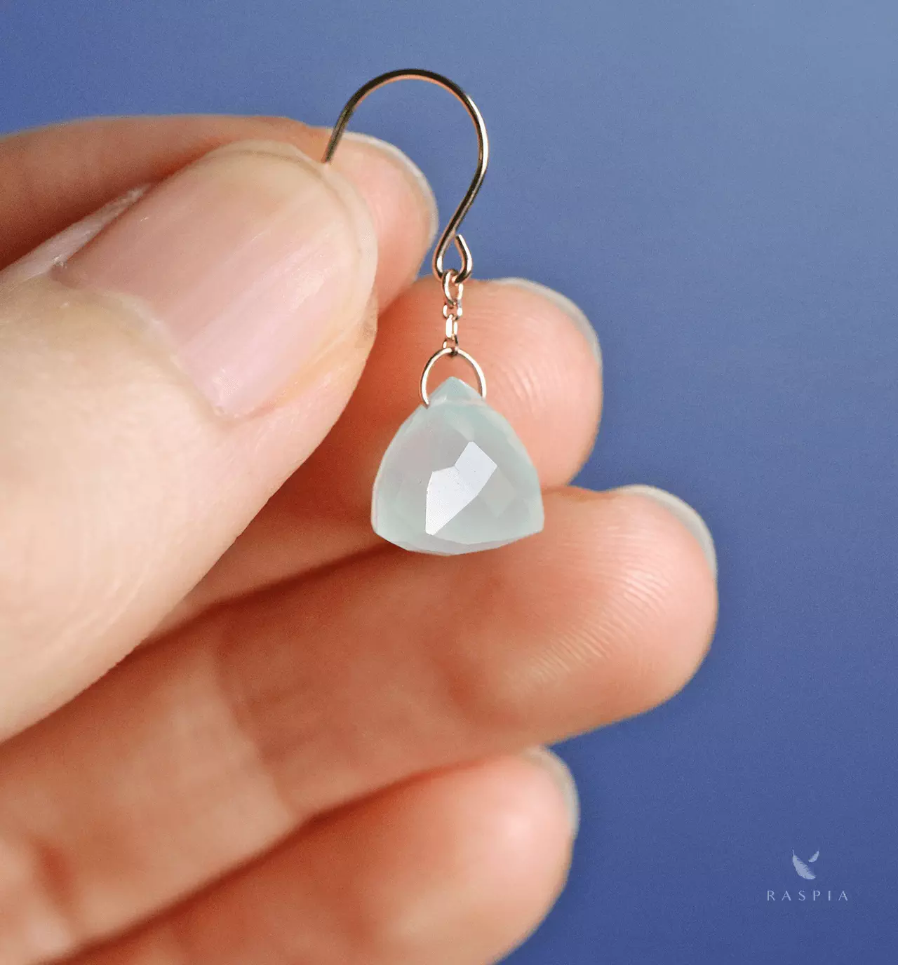 シーブルーカルセドニー