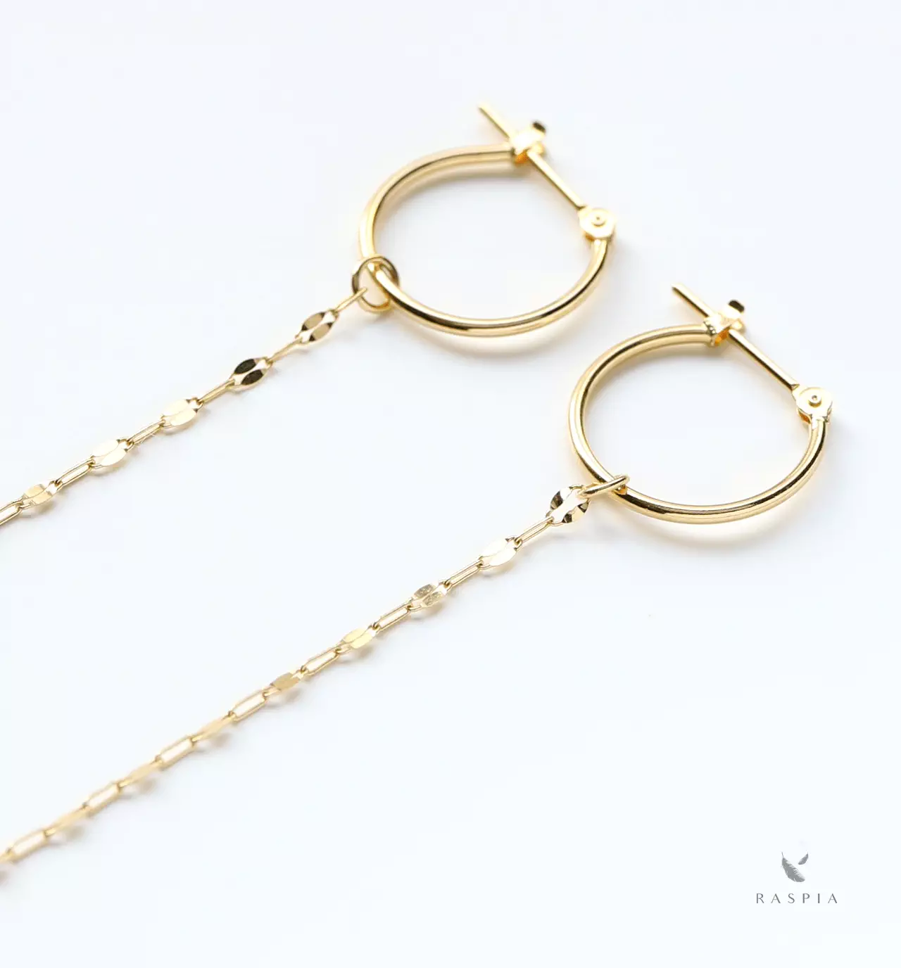 チェーンピアス