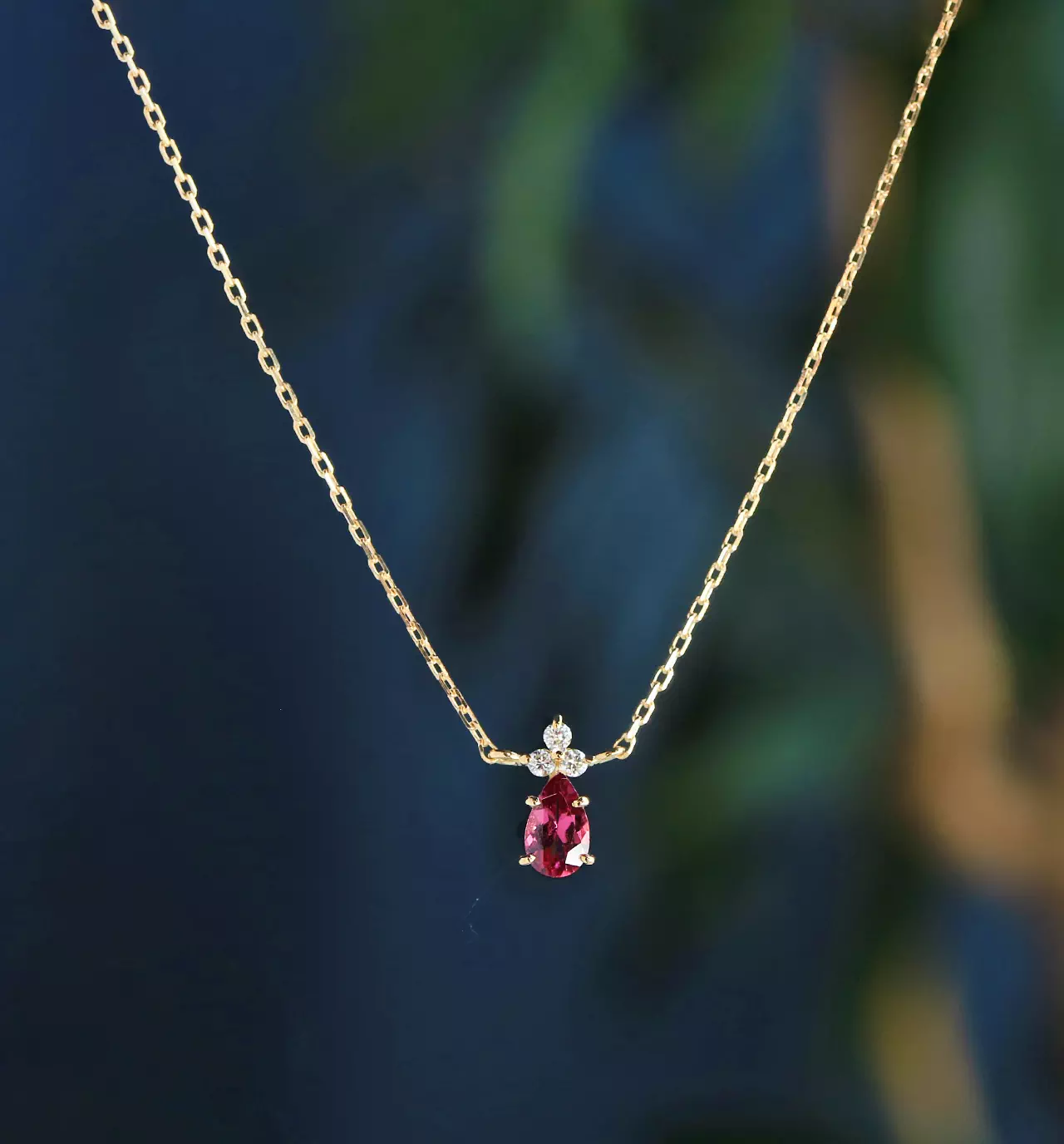 マラヤガーネット